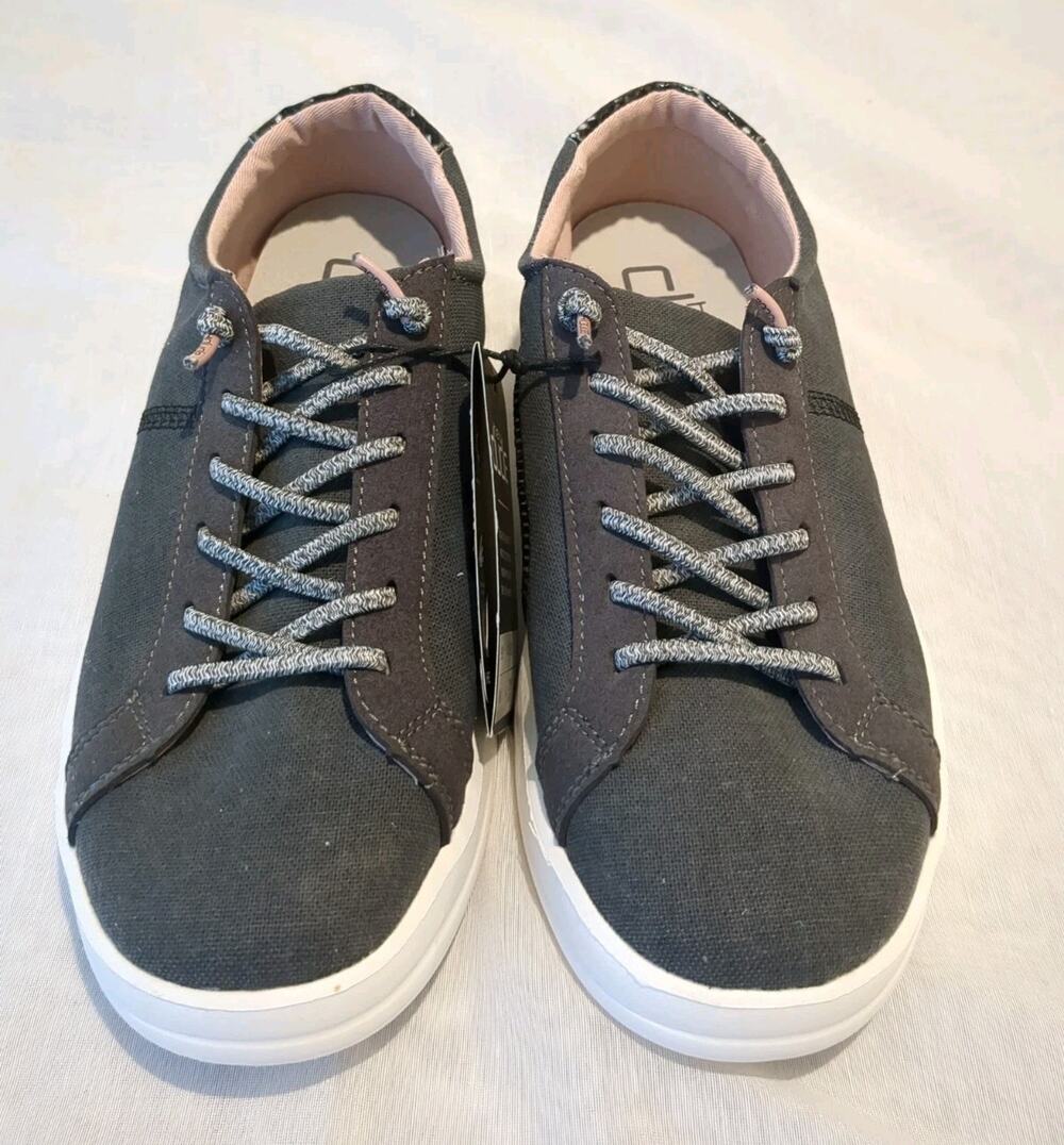 Hey Dude Karina Black Snakeskin Back Tennis Shoe Womens 8 Comfort